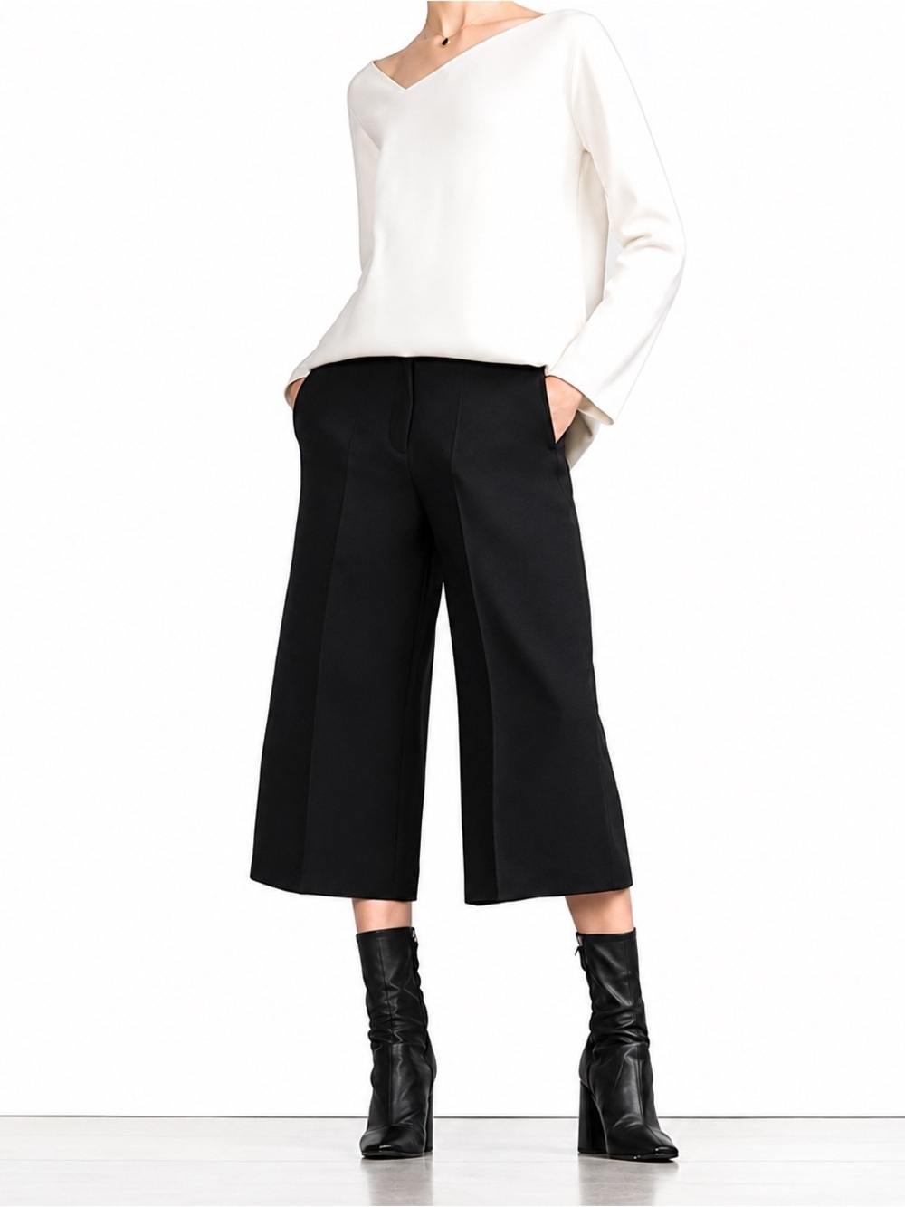 Zara Black High-Waisted Wide-Leg Culottes